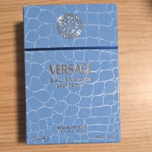 Versace Eau Fraiche Pour Homme in Blue Box
